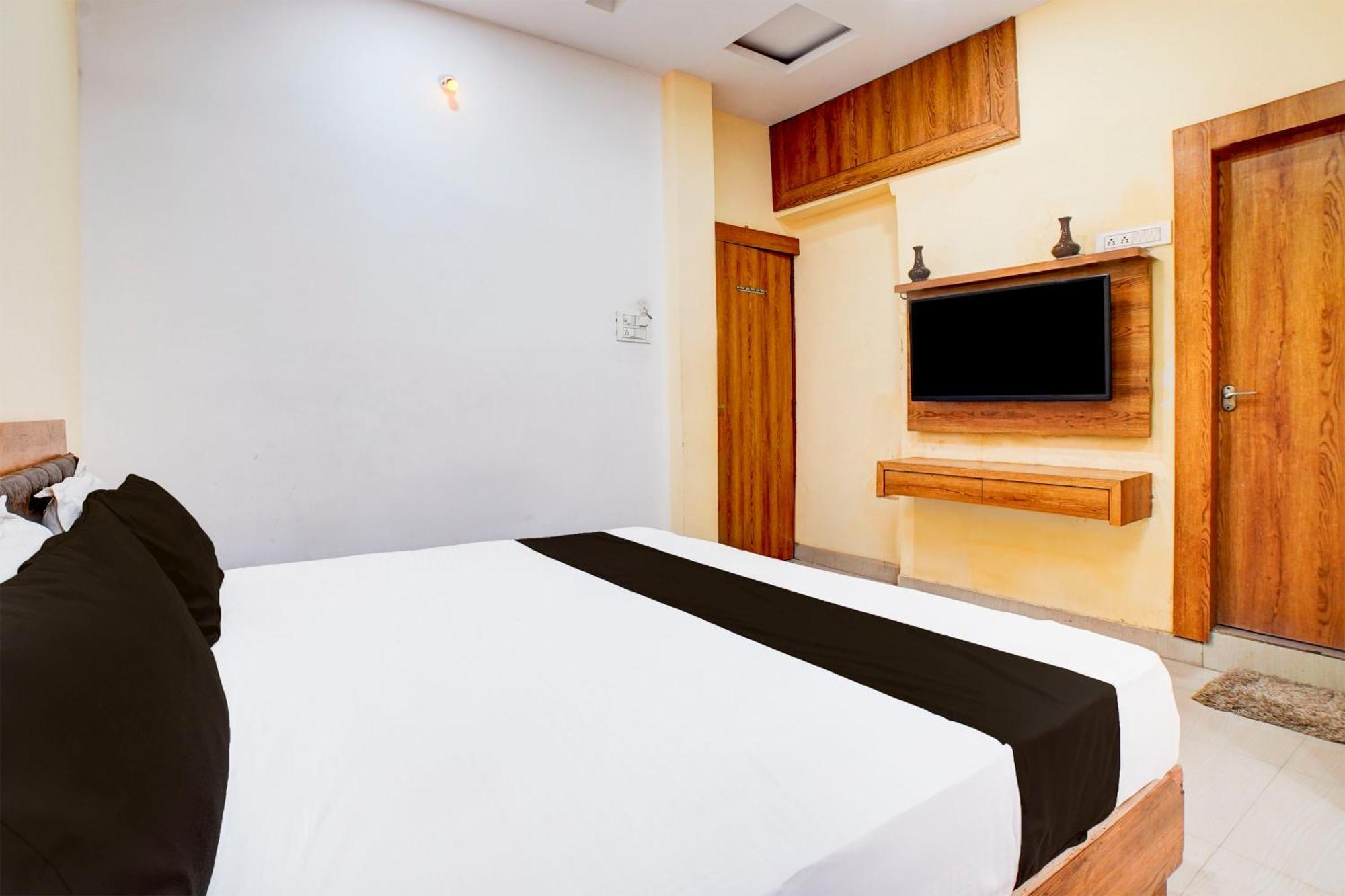 Hotel O Lake Link Bhopal Buitenkant foto